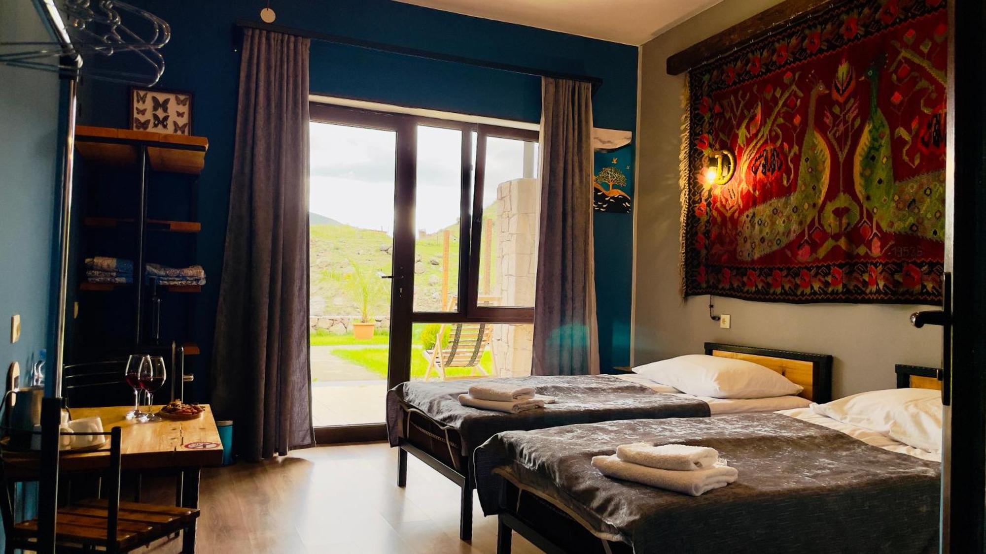 Hotel Hobbiton Near Vardzia Caves T'mogvi Экстерьер фото